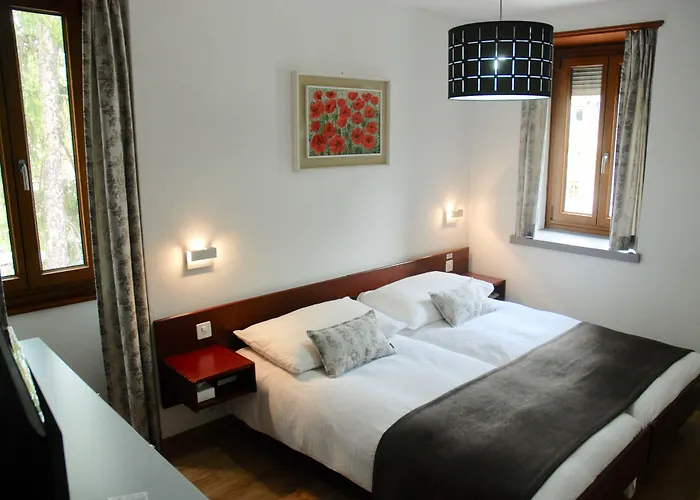 La Dent-Du-Midi Hotel & Restaurant